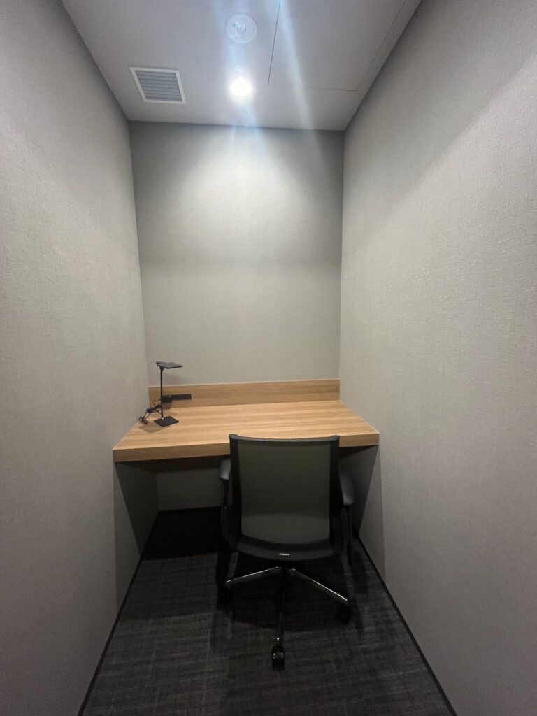 スタディルームの画像