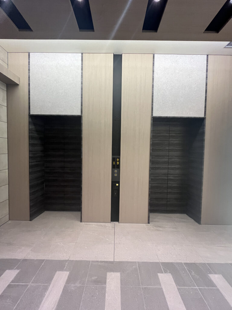 エレベーターホールの画像